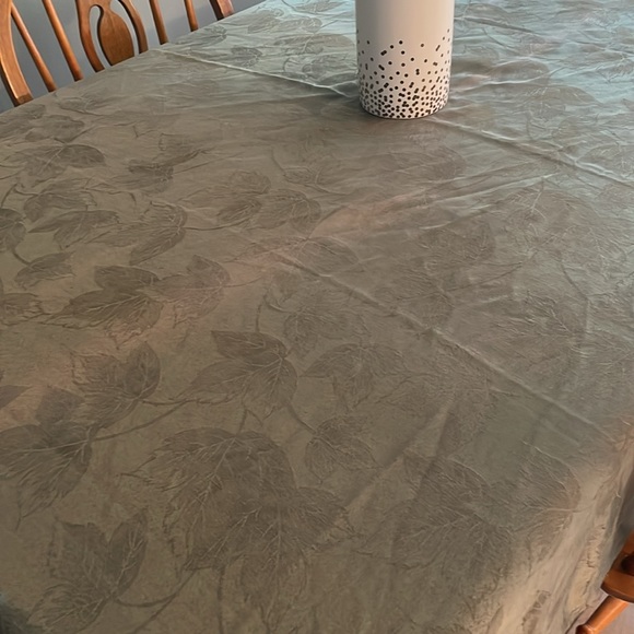 Croft & Barrow tablecloth - Picture 2 of 5